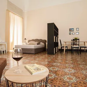 Appartamento Homes4holidays - Teatro Massimo, Aeroporto di Catania Fontana Rossa